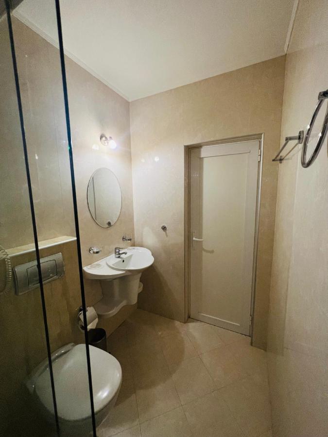 Hotel Incognito Pomorie Bagian luar foto