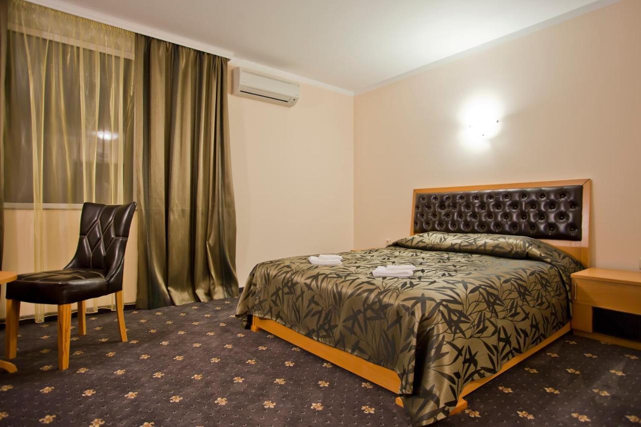 Hotel Incognito Pomorie Bagian luar foto
